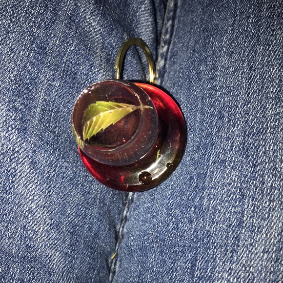 Epoxy mushroom 🍄 keychain grapes 🍇 leaves New - Picture 5 of 6